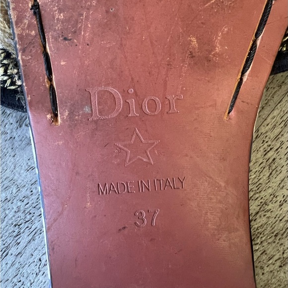 Dior sandals ❌sold❌ - Picture 4 of 7